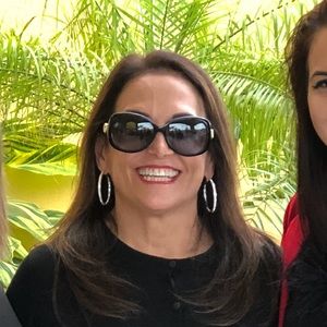 Meet your Posher, Parniya